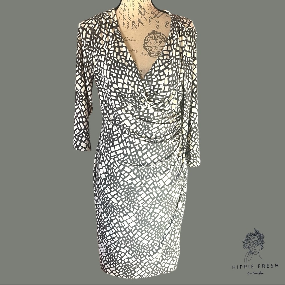 LAUREN RALPH LAUREN Gray White Geometric Print Ruched Side Faux Wrap Dress 14P - Picture 8 of 10